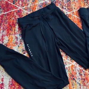 🔺 balance athletica joggers 🔺